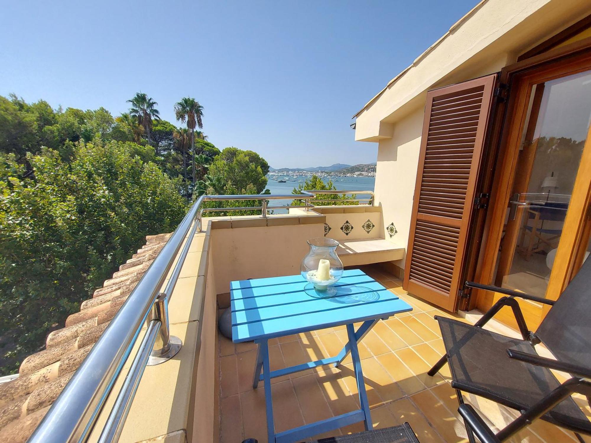 Faro Attic B * Pollensa
