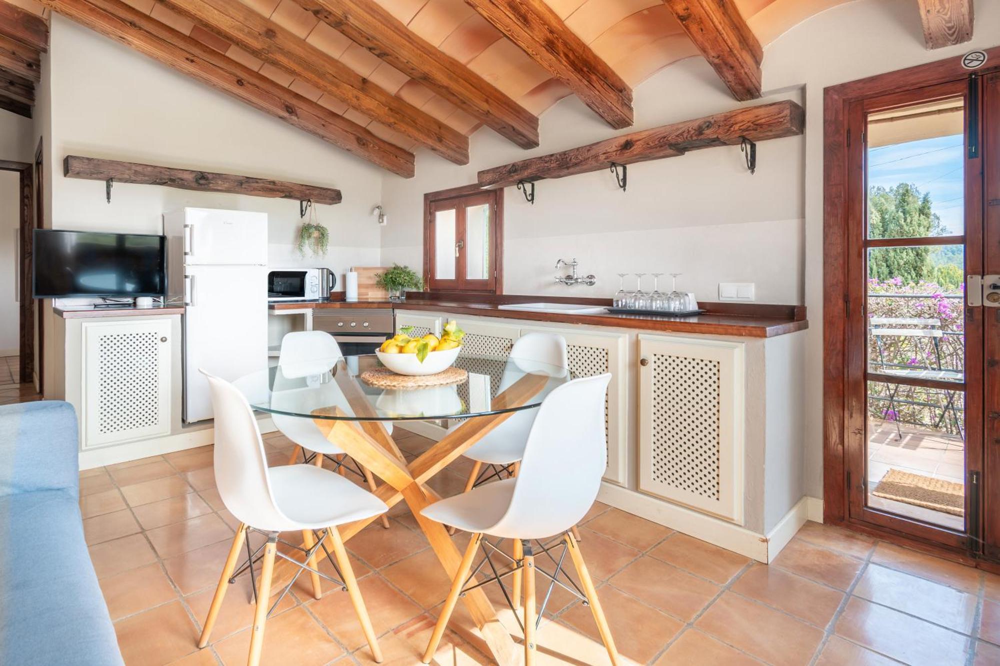 Villa Son Bauzanet Establiments