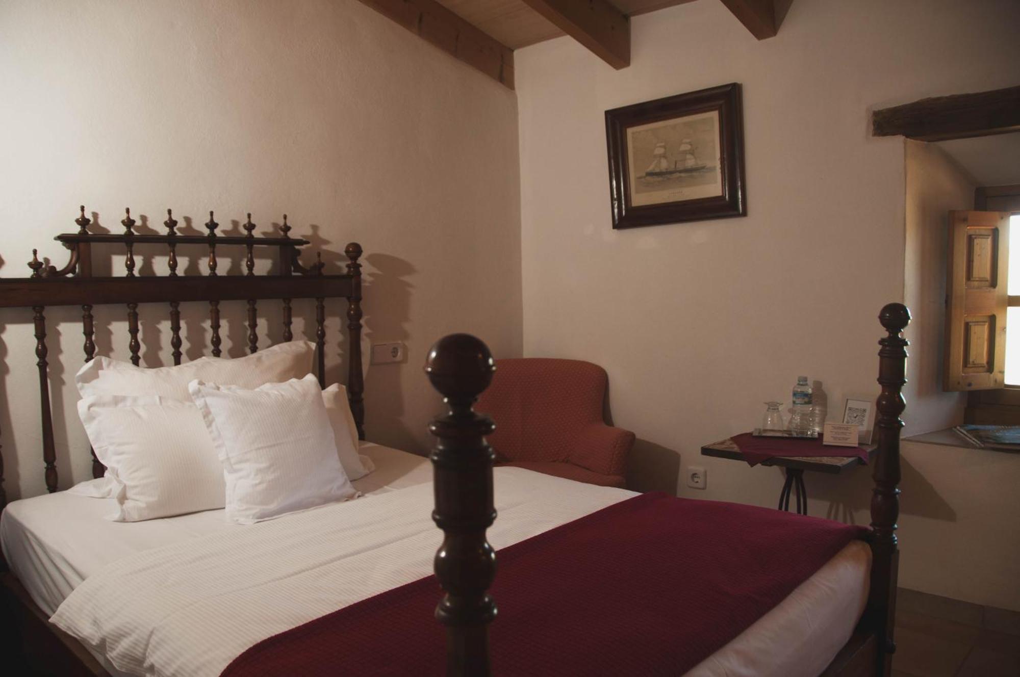 Estades 4*