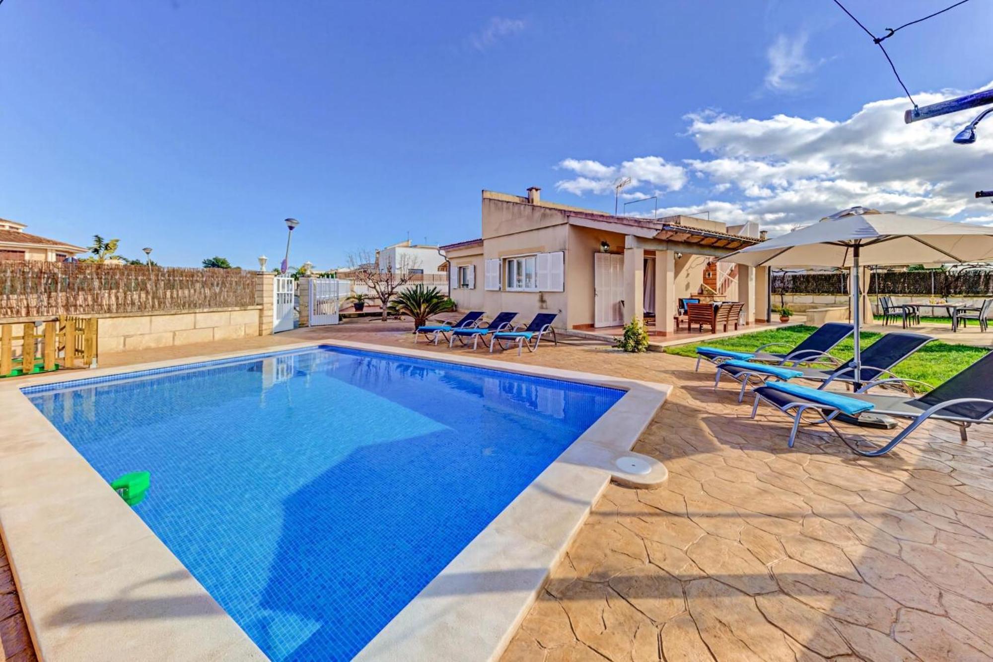 Charming Playa De Gelaberts Private Pool Short Walk To *