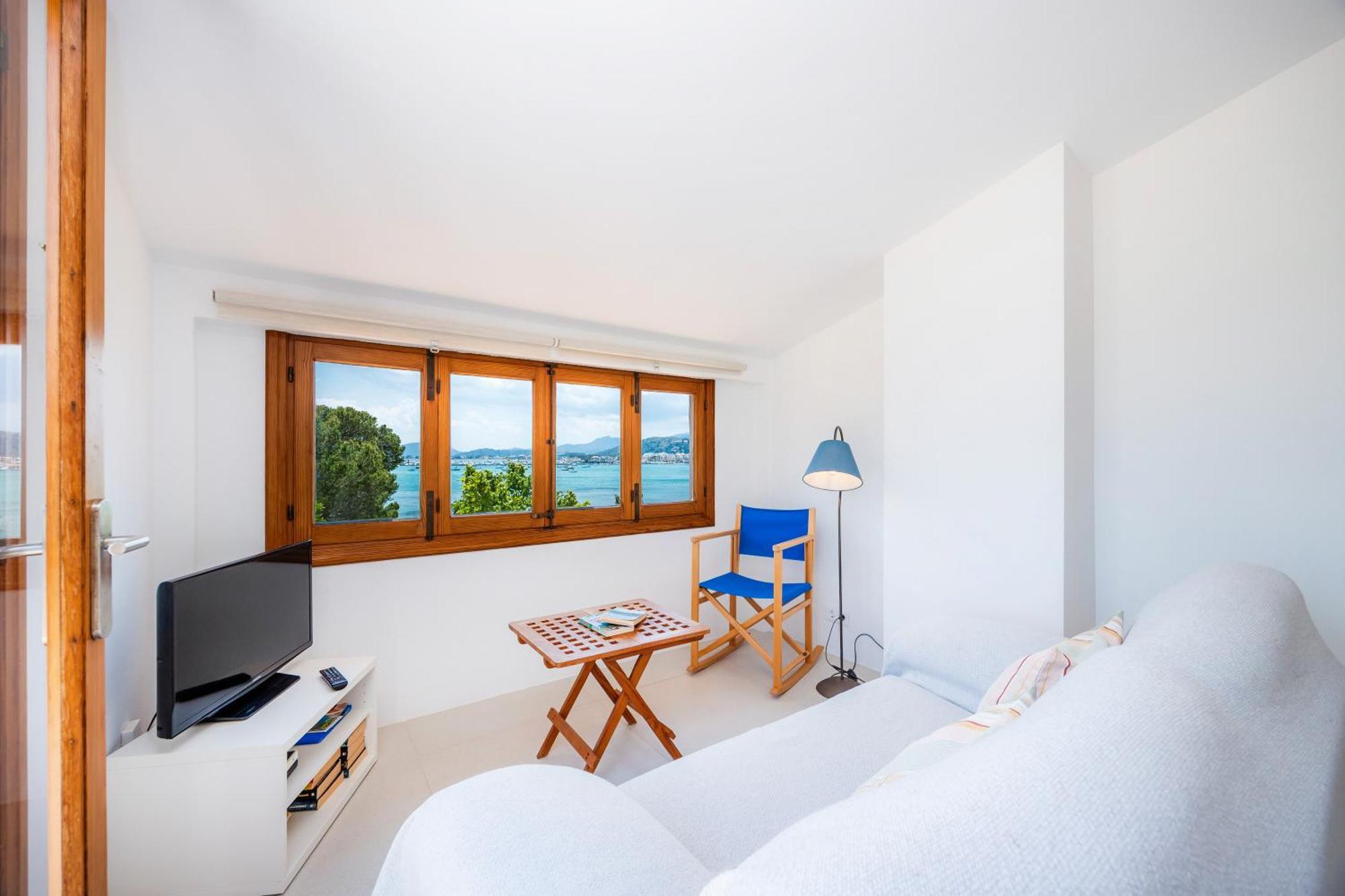 Faro Attic B