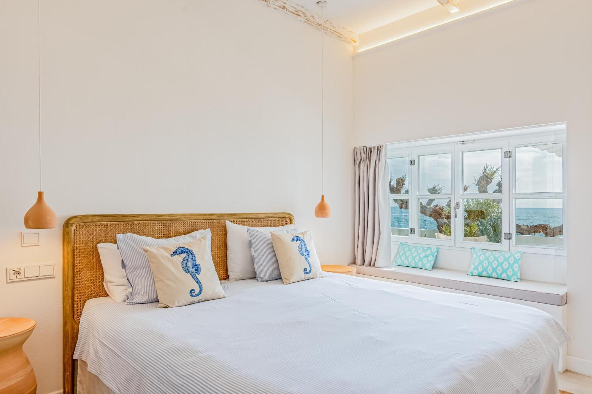 The Sea Club Bed and breakfast