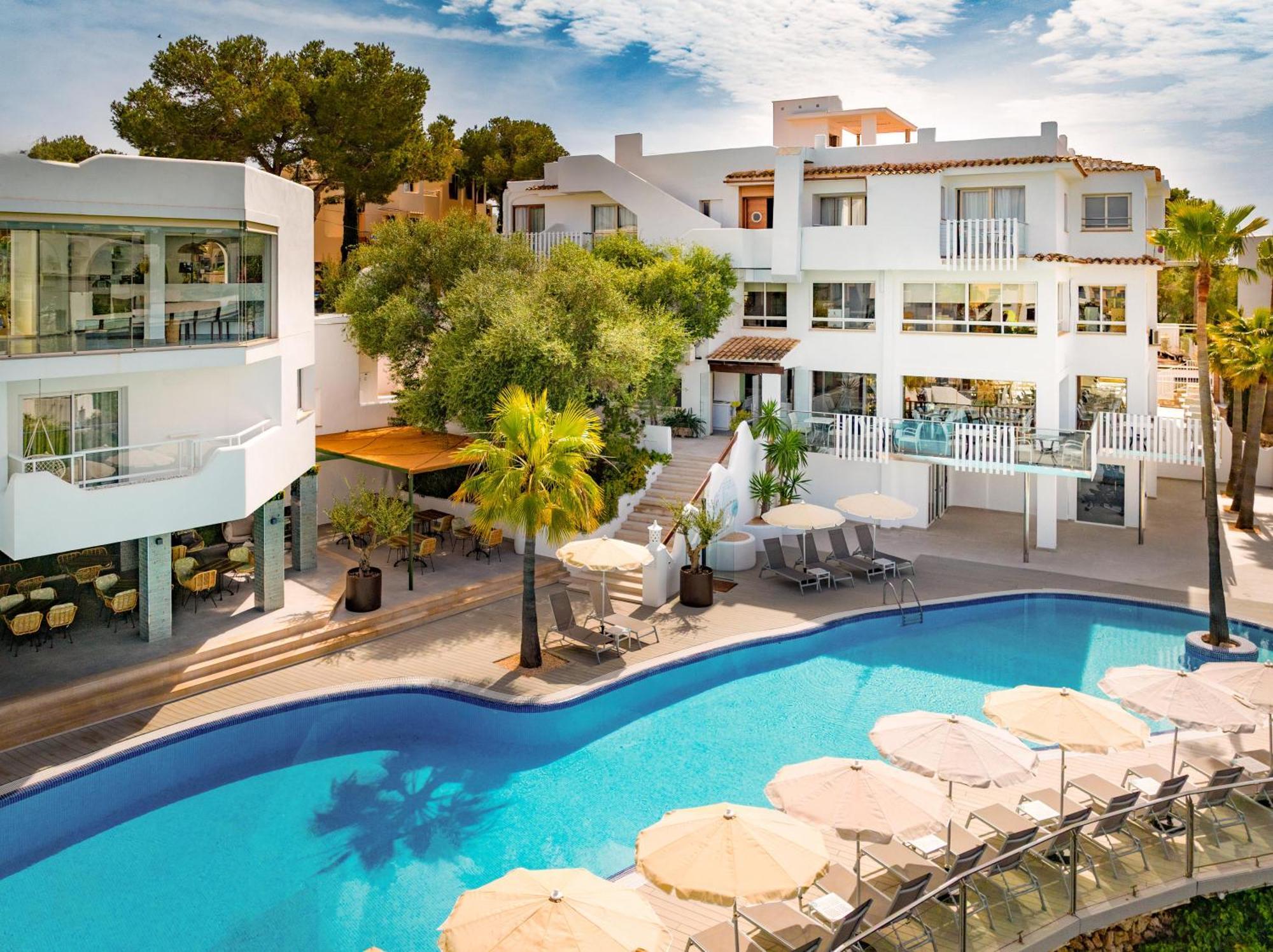 Ferrera Y Ferrera Anexo Apartahotel Cala D´Or