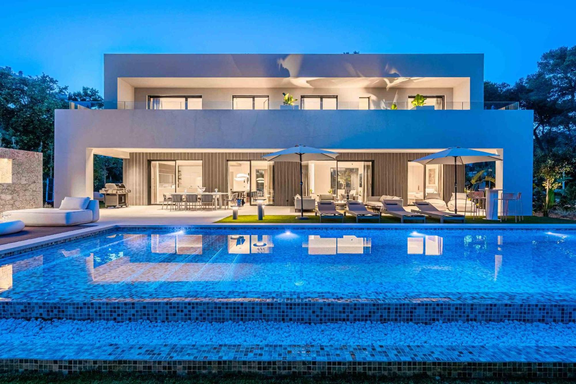 Villa Gotmar Is A Modern *