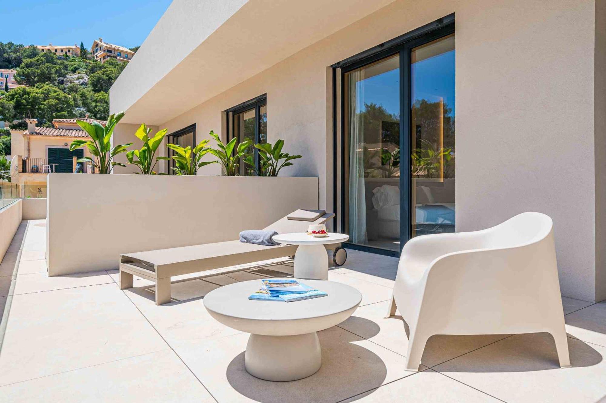 Gotmar Is A Modern Villa *