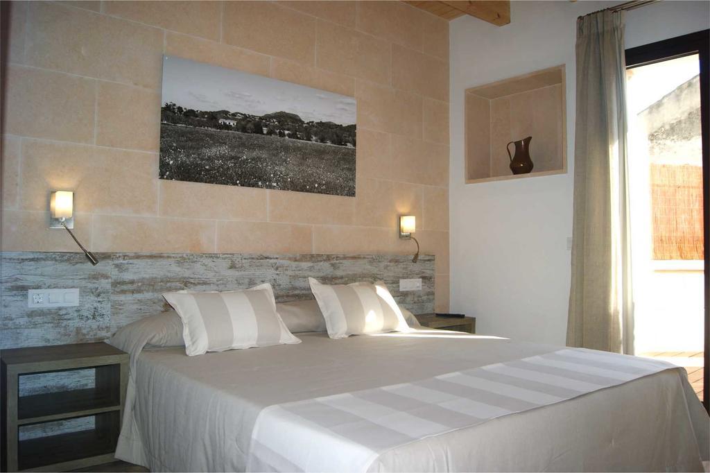 Petit C'an Mel Bed and breakfast Cas Concos