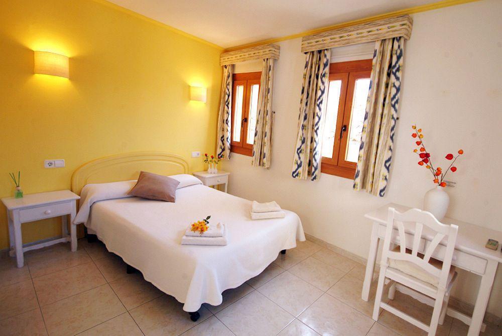 Fonda Llabres Boutique
