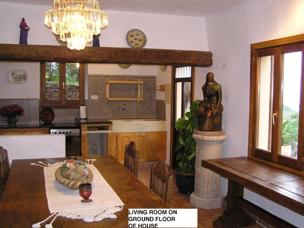 Agroturismo S'olivar Agroturismo *