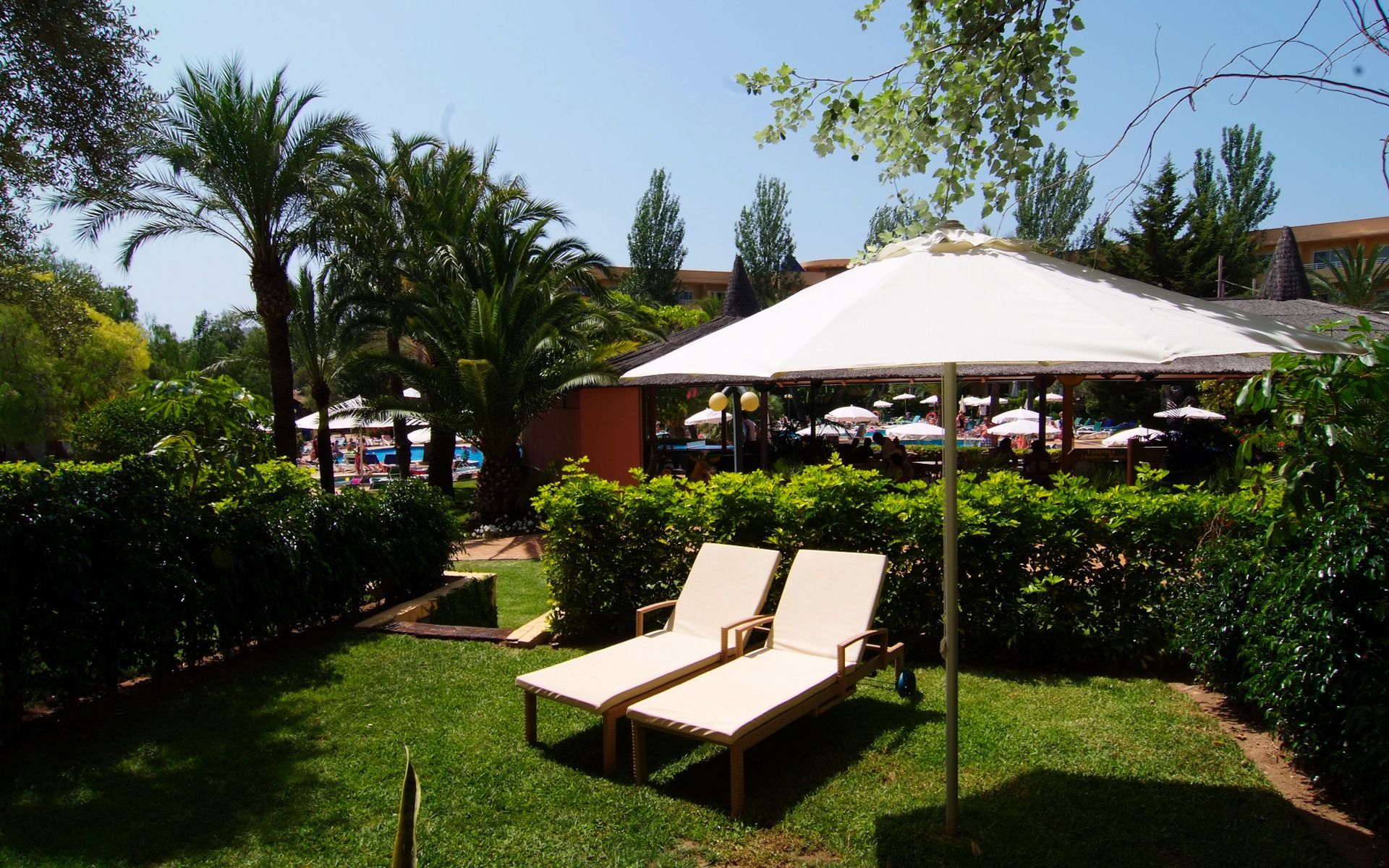Apartahotel Zafiro 4*