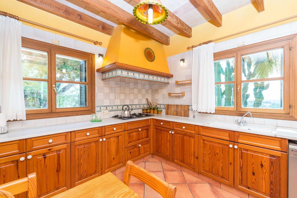 Es Pinar Villa Alaro