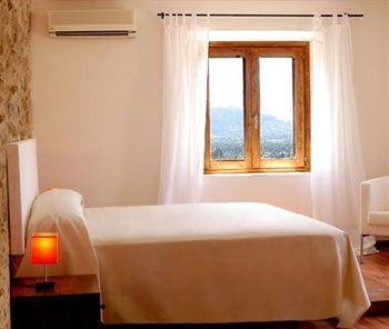 Ca'n Riera Hotel
