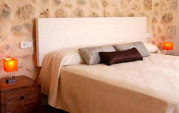 Hotel Ca'n Riera 3*