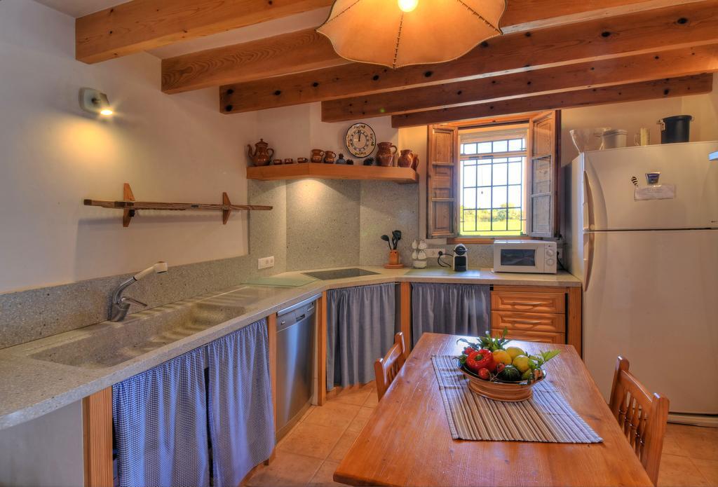 Holiday home Hort De Na Barrala Ses Covetes