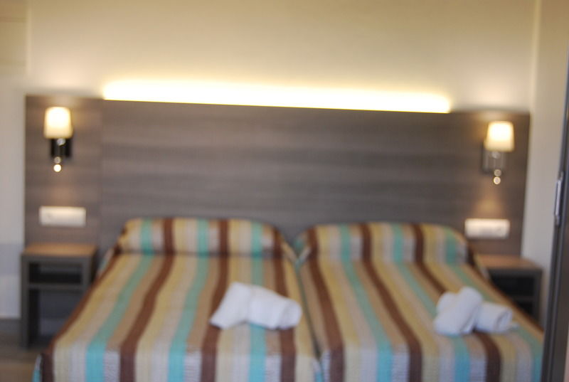 Playa Ferrera Hotel