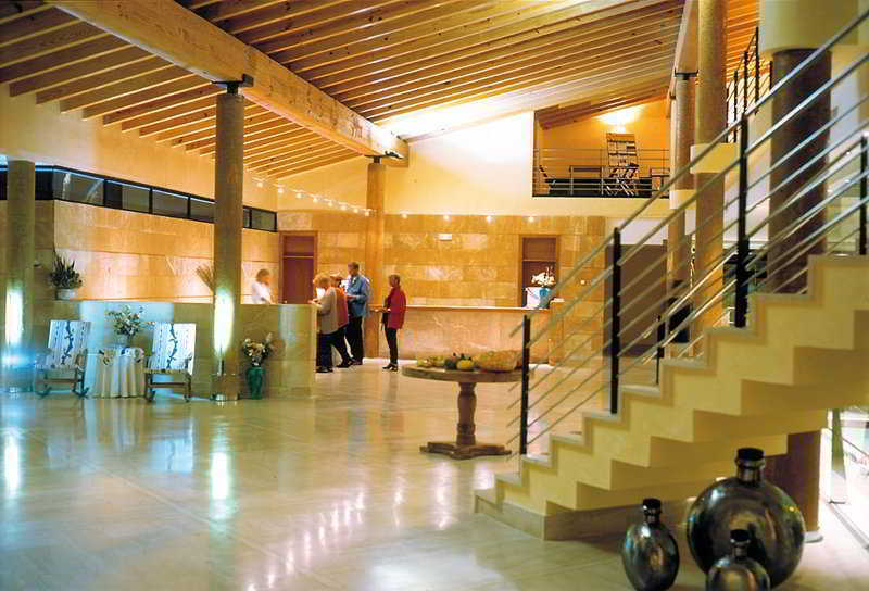 Illot Park & Hotel