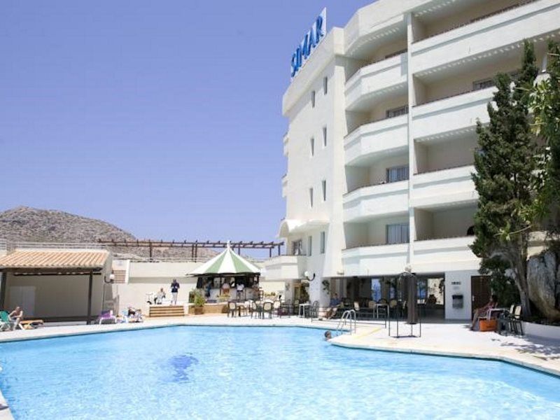 Hotel Globales Simar 3*