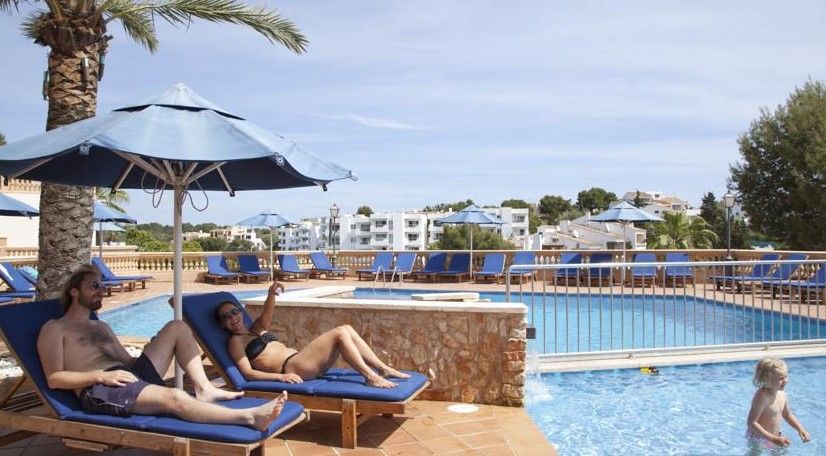 Azul Playa Hotel