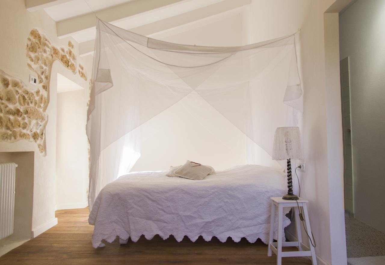 The Pink Pepper Tree Hotel