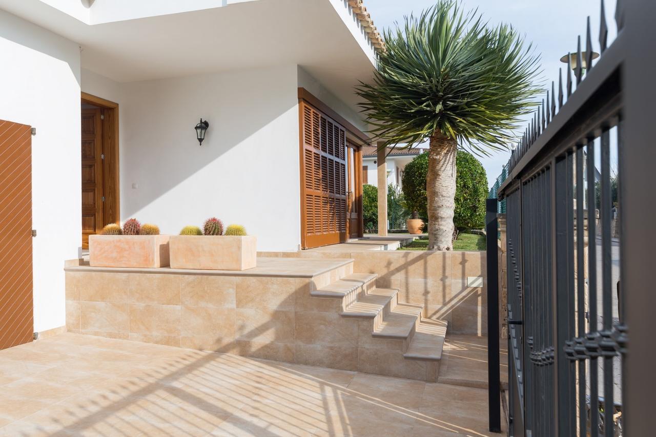 Margarita Pins Villa