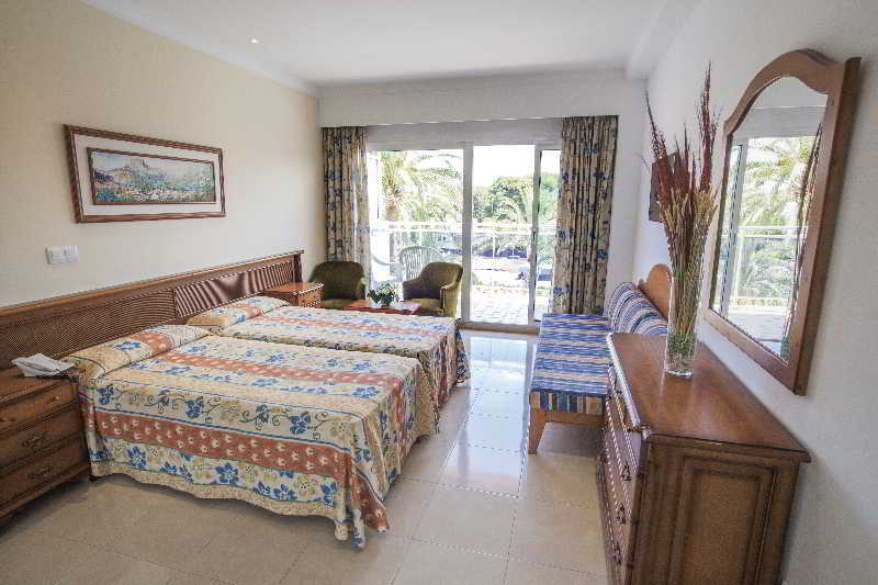 Hotel Hm Ayron Park 5*