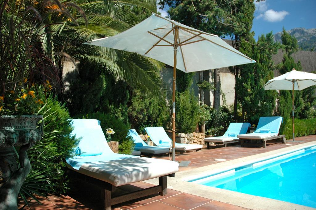Roses Hotel 4*