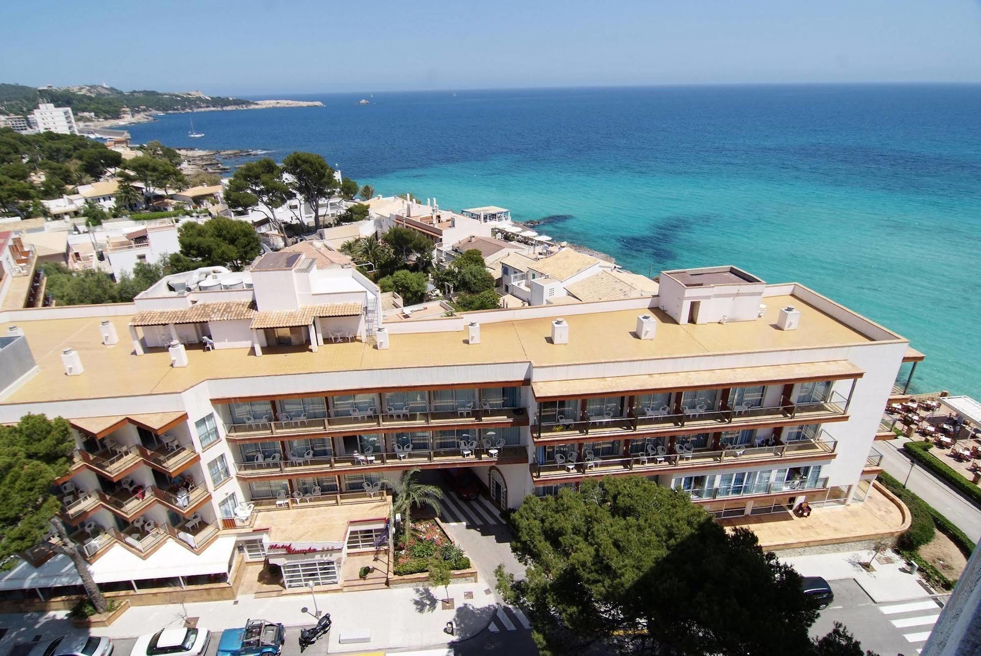 Hotel Clumba 3*