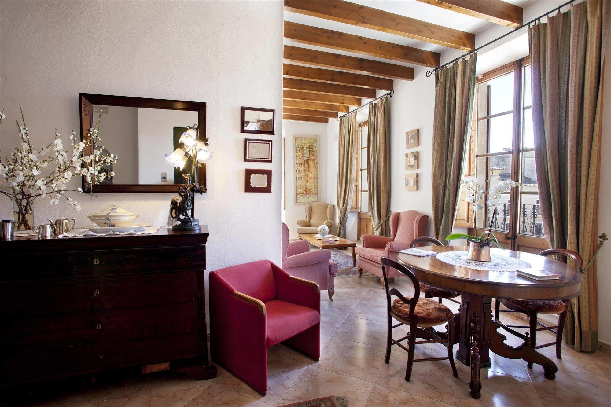 Juma Historic Hotel 3*
