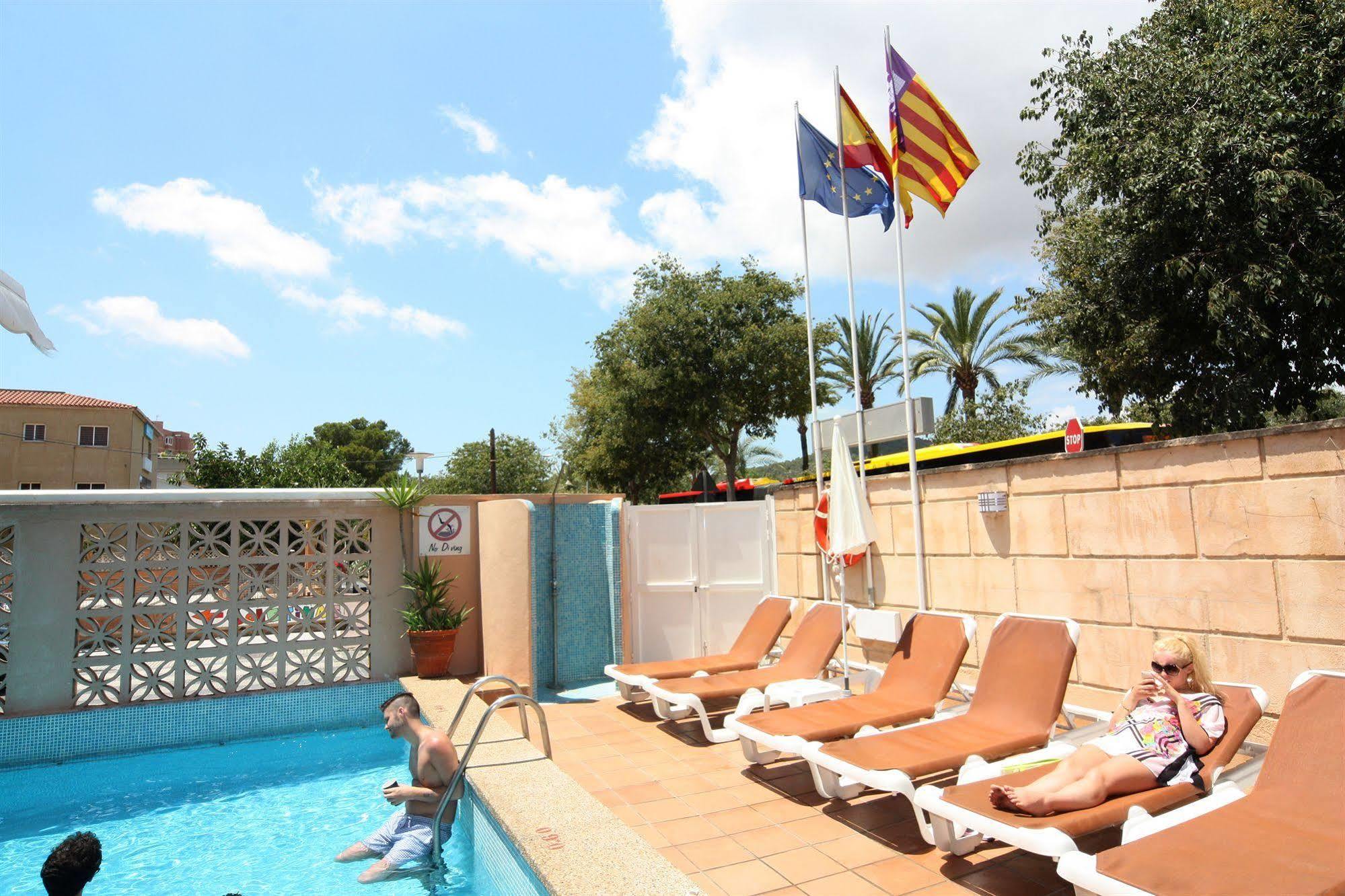 Gabarda Hotel 2*