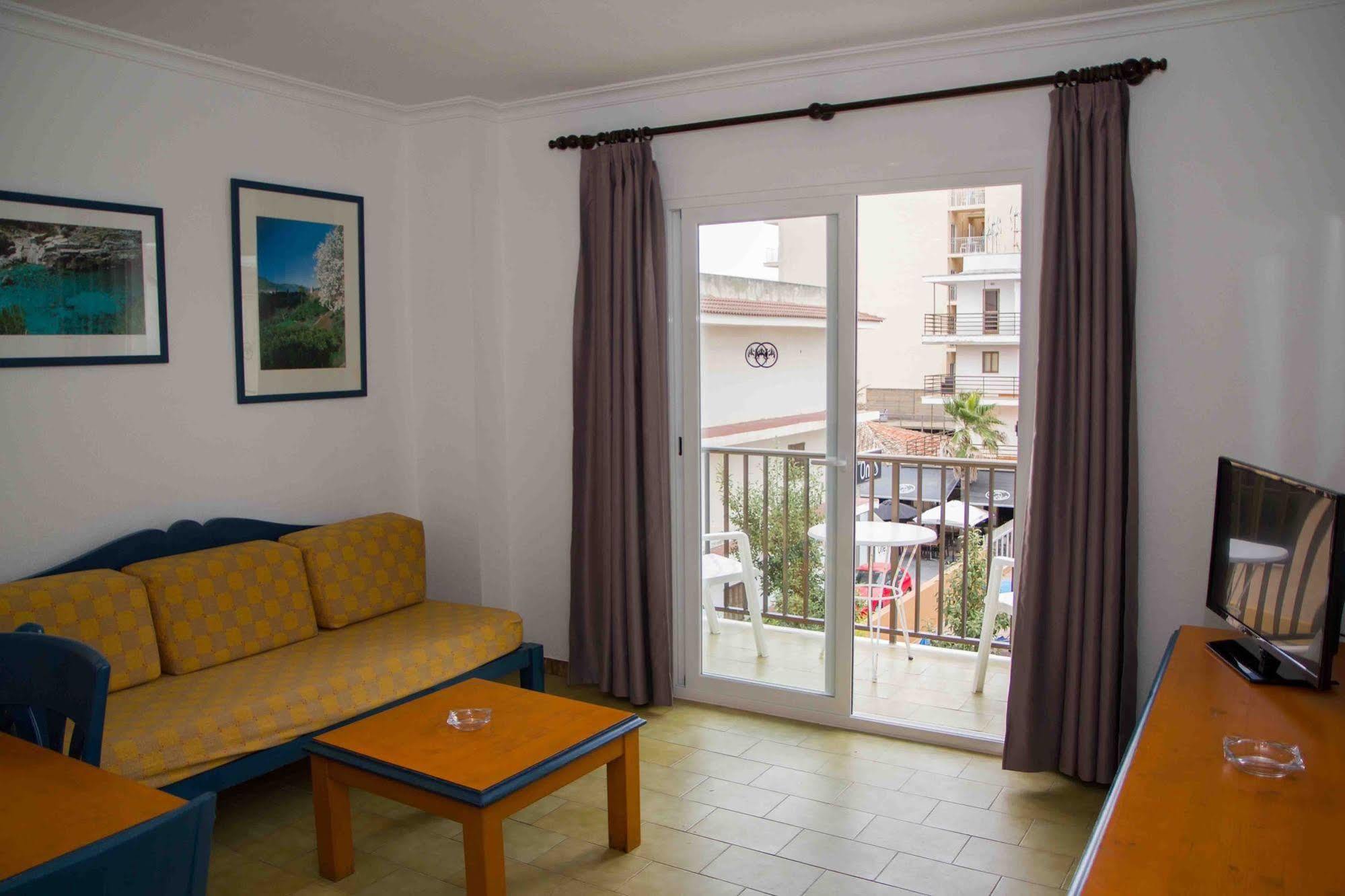 Apts. Charly's Can Picafort (Mallorca)