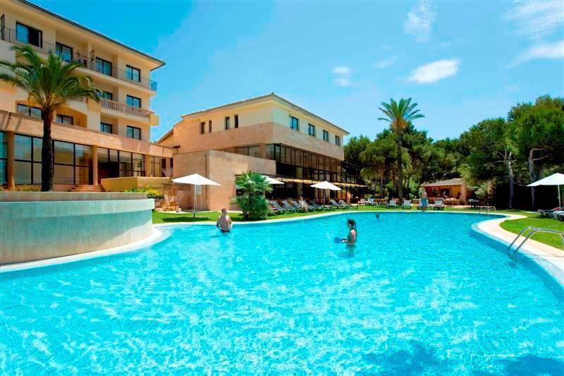 Illot Park & Hotel 4*