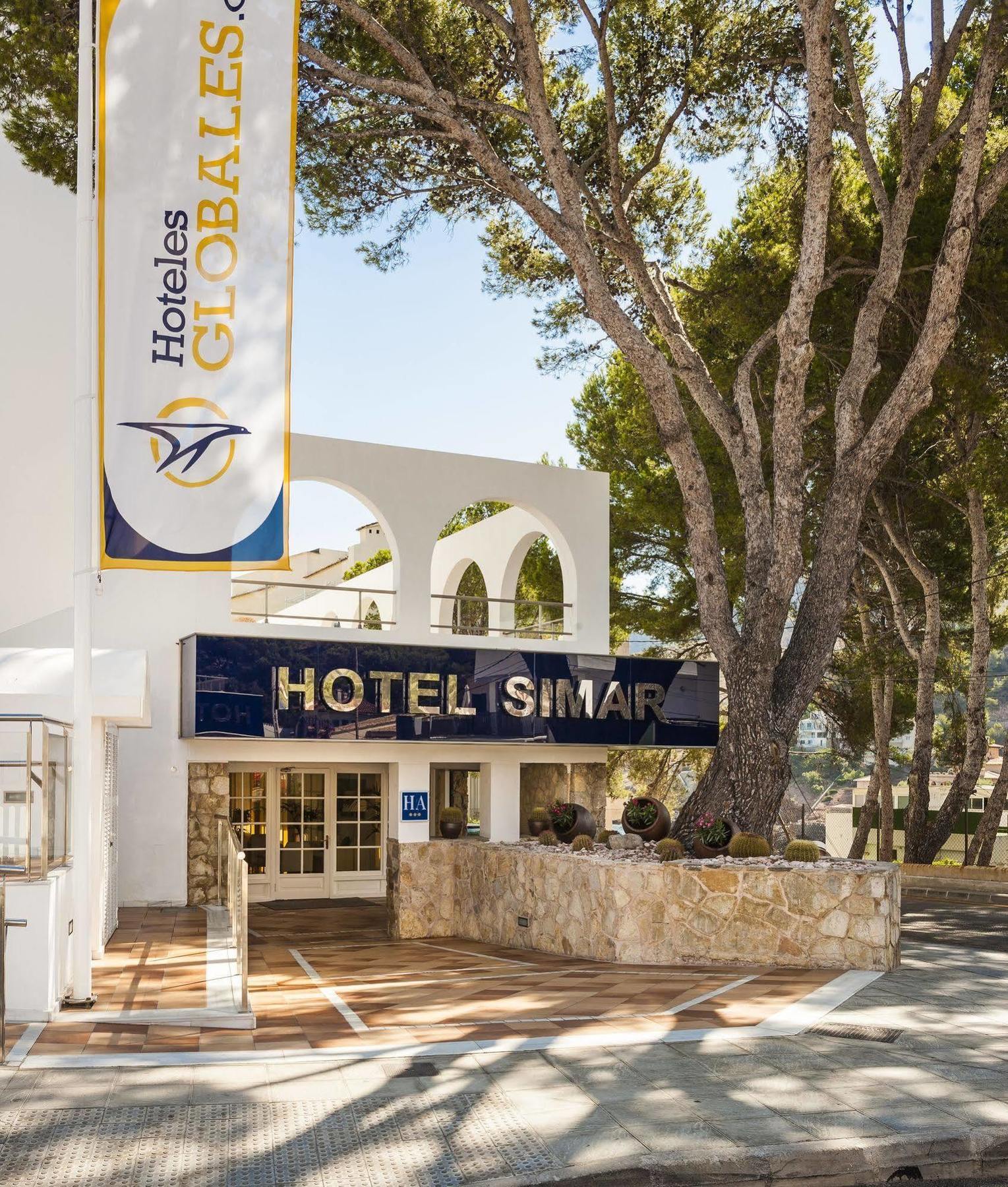 Globales Simar 3* Cala de Sant Vicenc