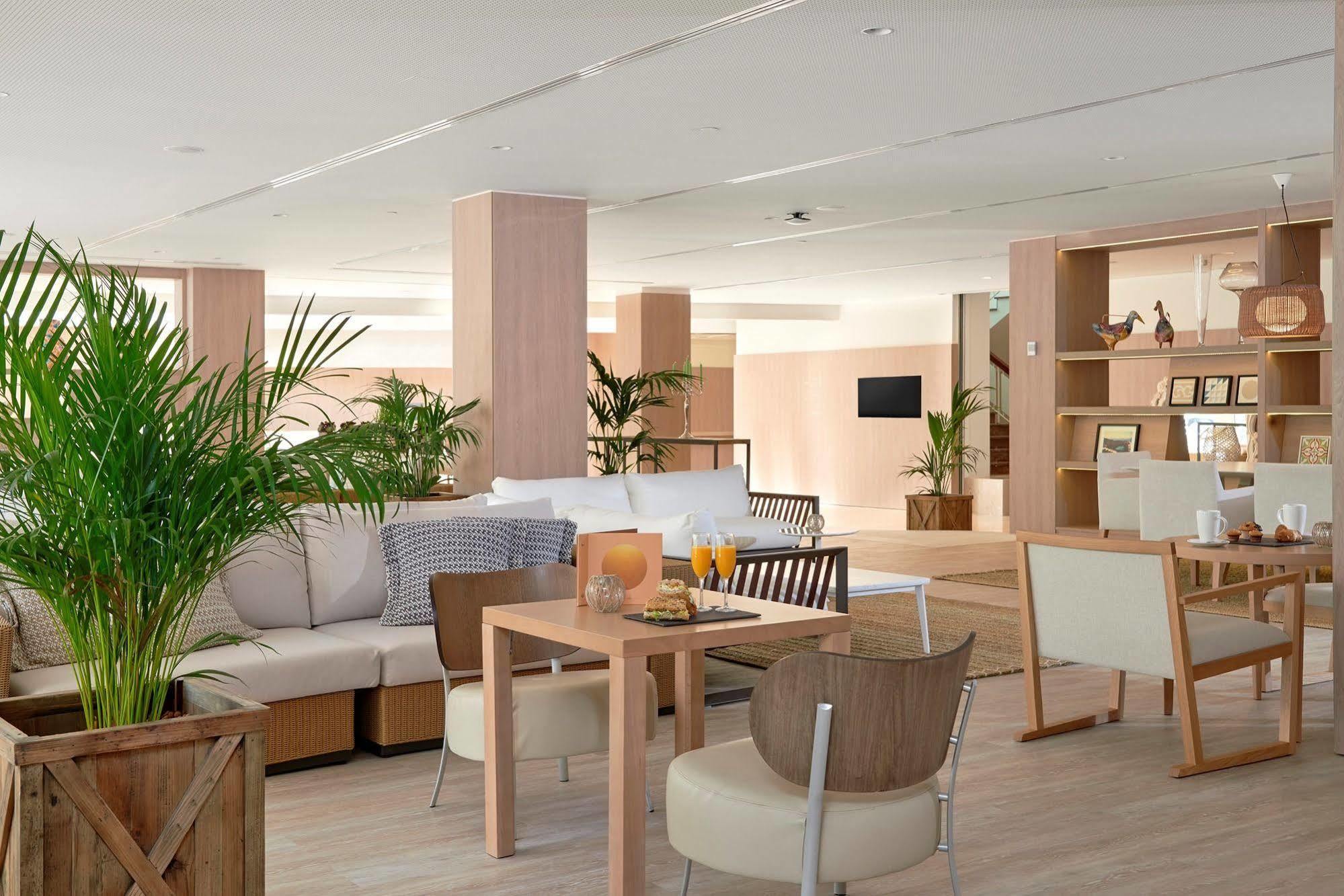 Melia Antillas Calvia Beach