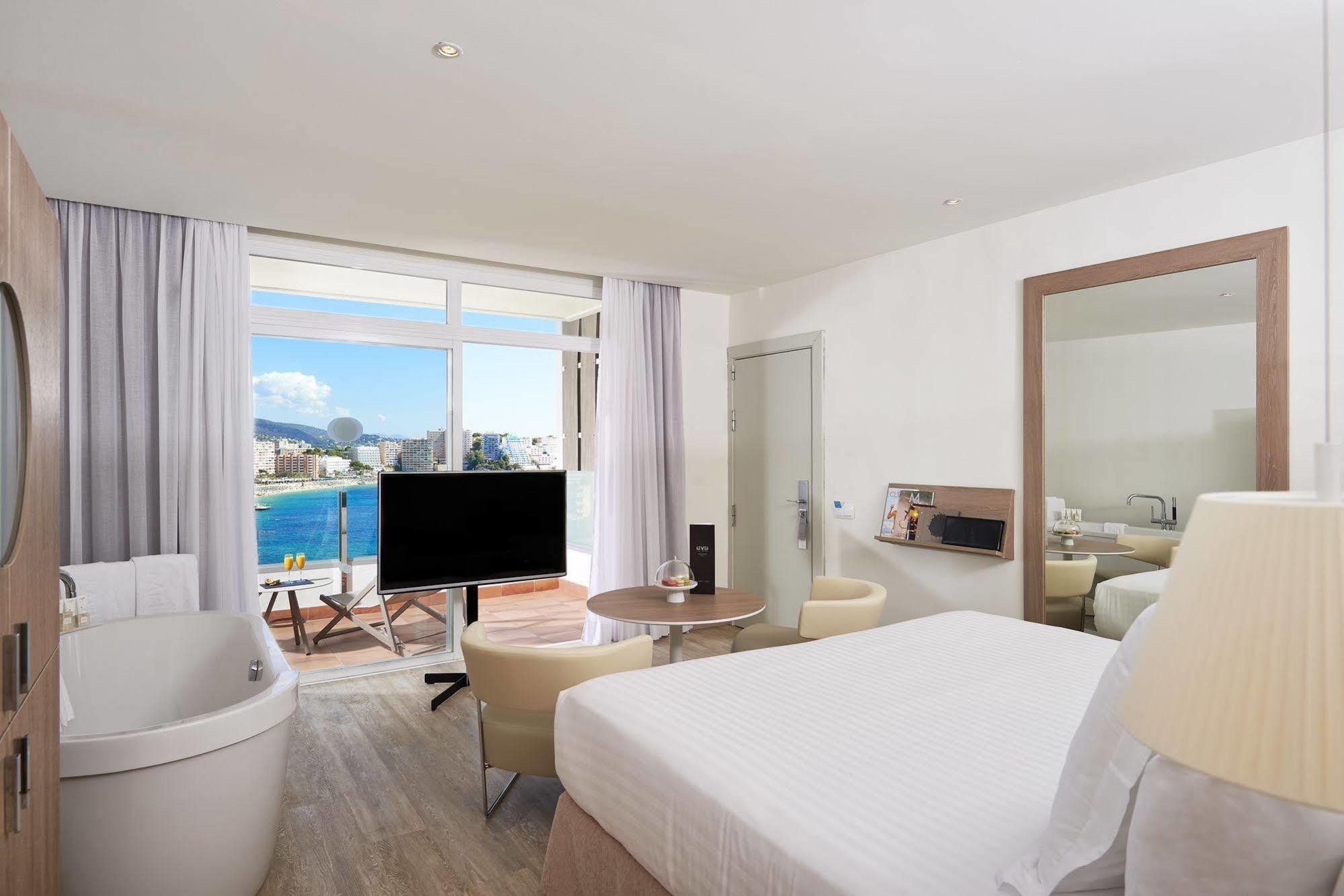 Hotel Melia Antillas Calvia Beach 4*