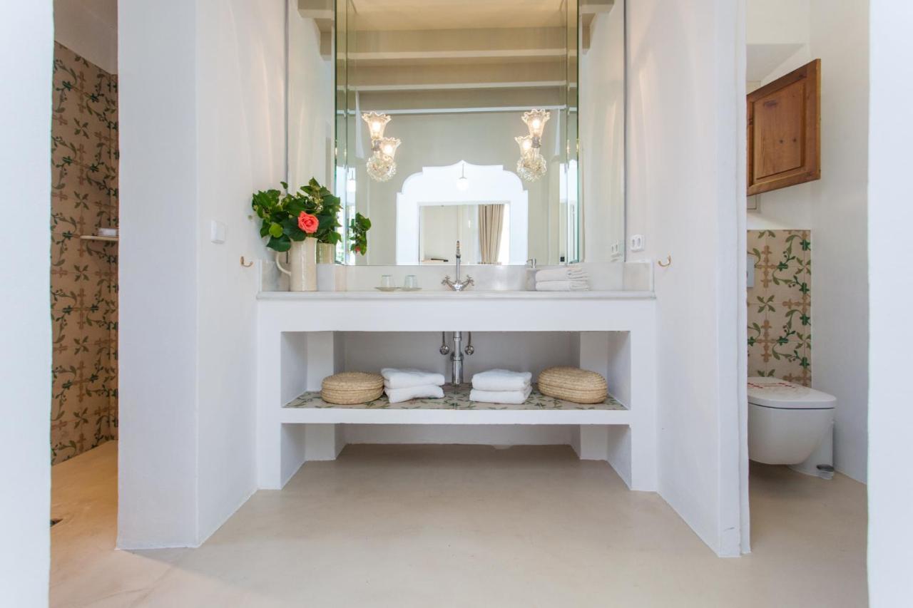 Oliver Moragues Grandhouse & Vineyard Country house