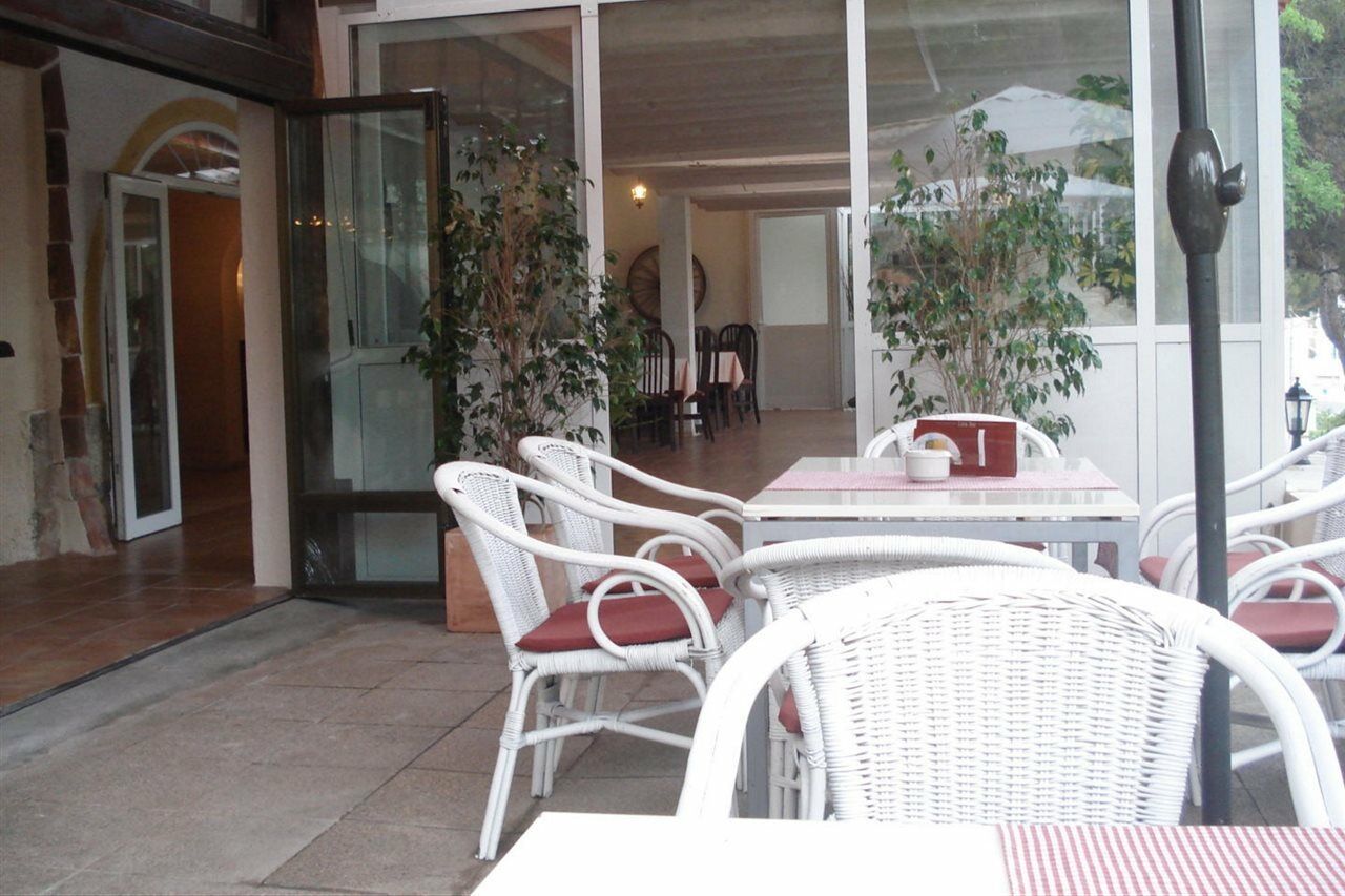 Don Carlos Friendly Hotel