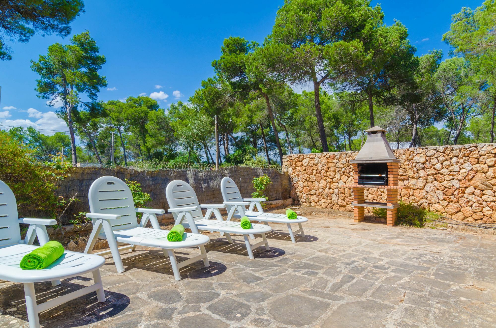 Del Mar Mondrago Chalet