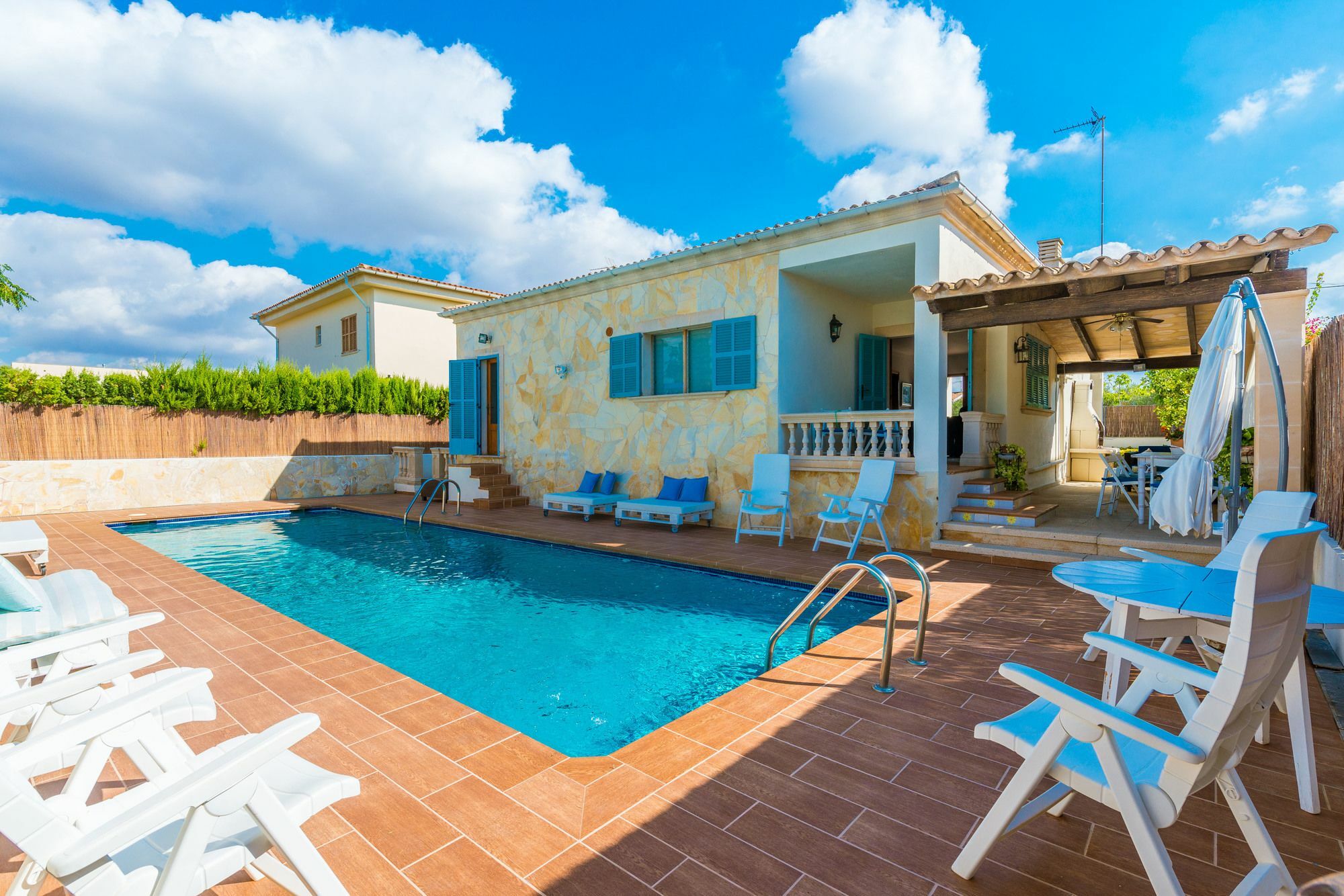 Codolar Villa