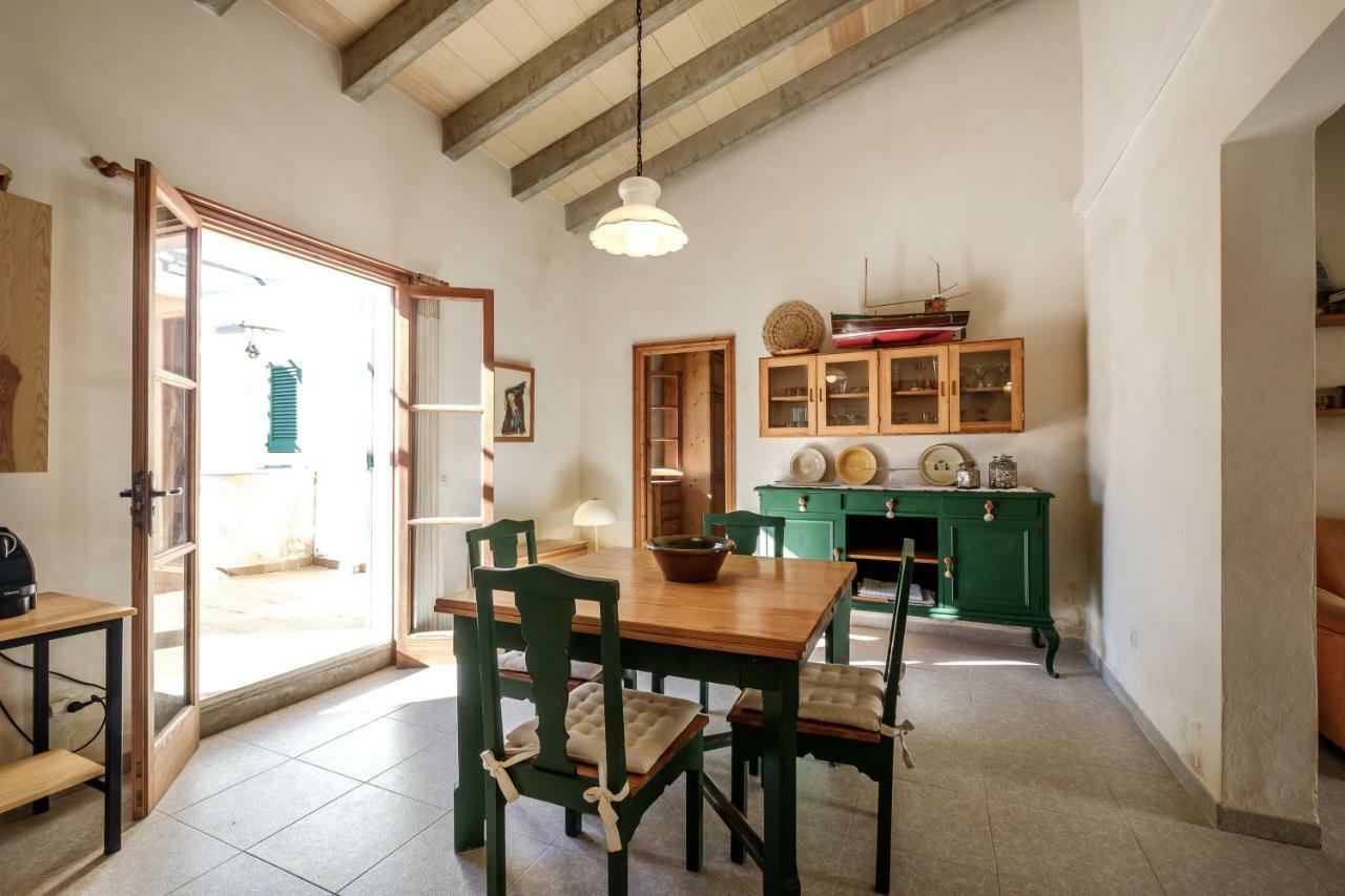 Casa Mar Con Patio En Playa De Holiday home Son Serra de Marina