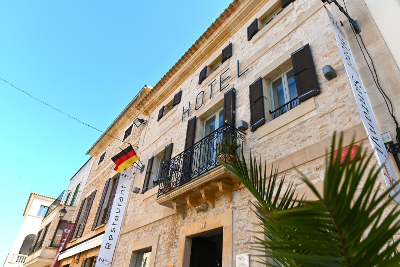 Stadthotel * Santanyi