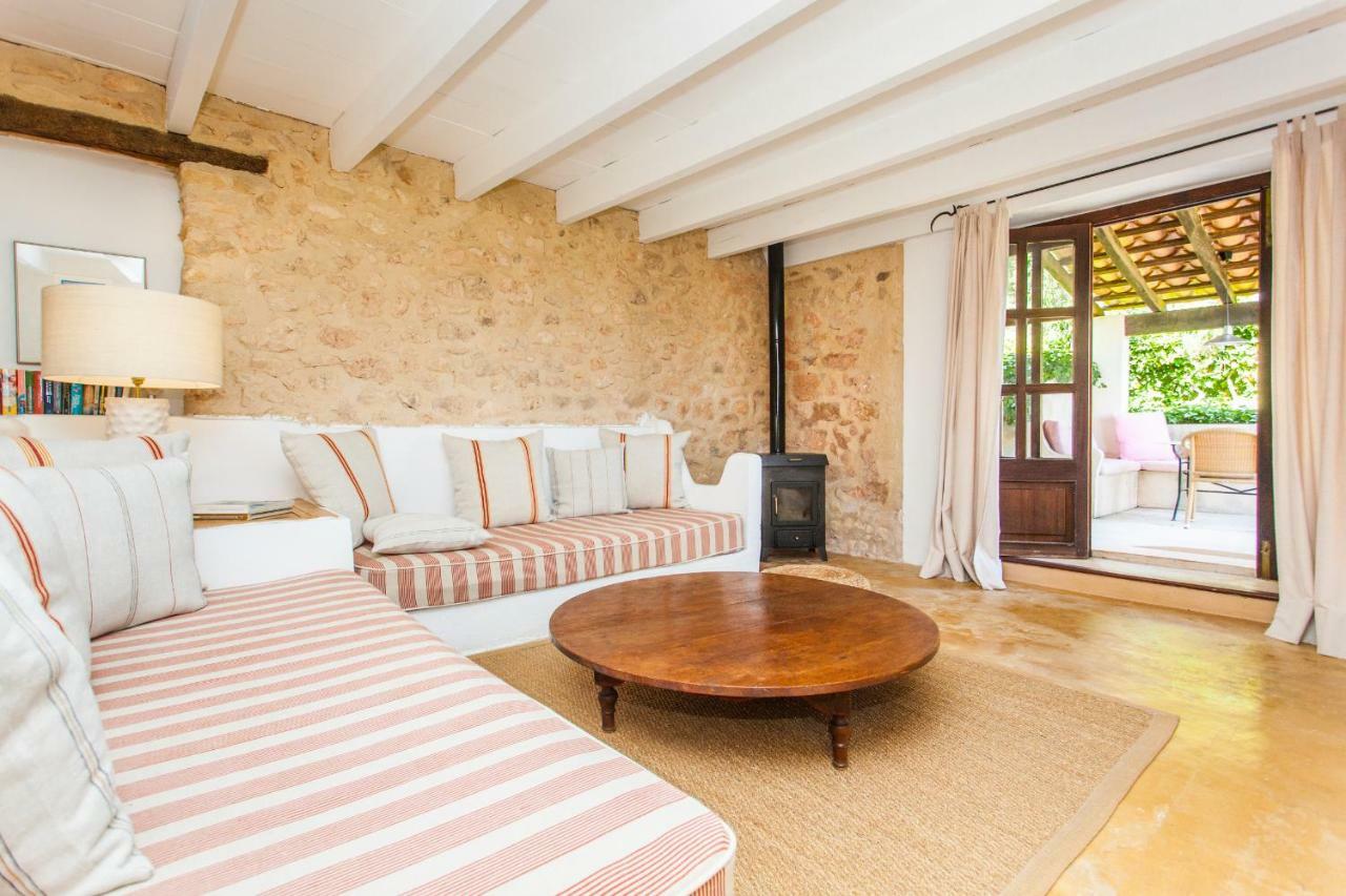 Oliver Moragues Grandhouse & Vineyard
