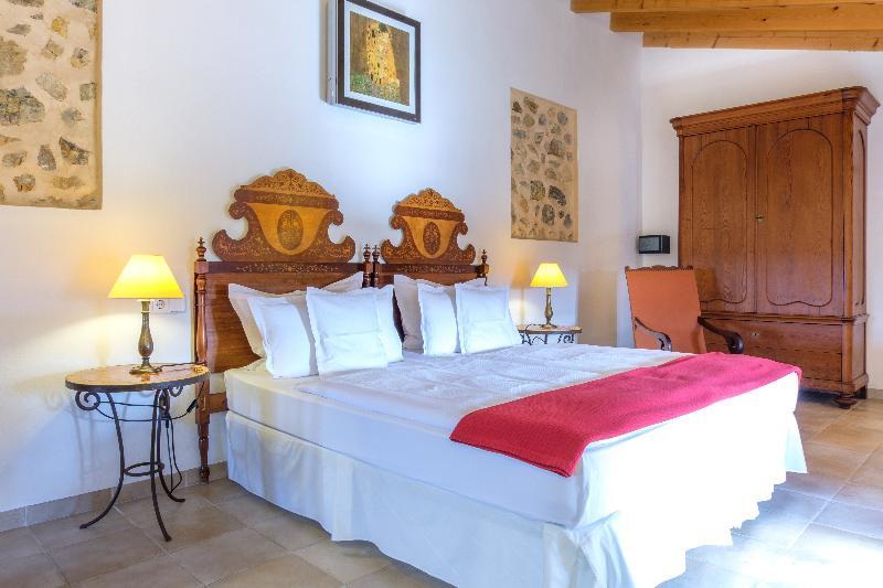 Hotel Estades
