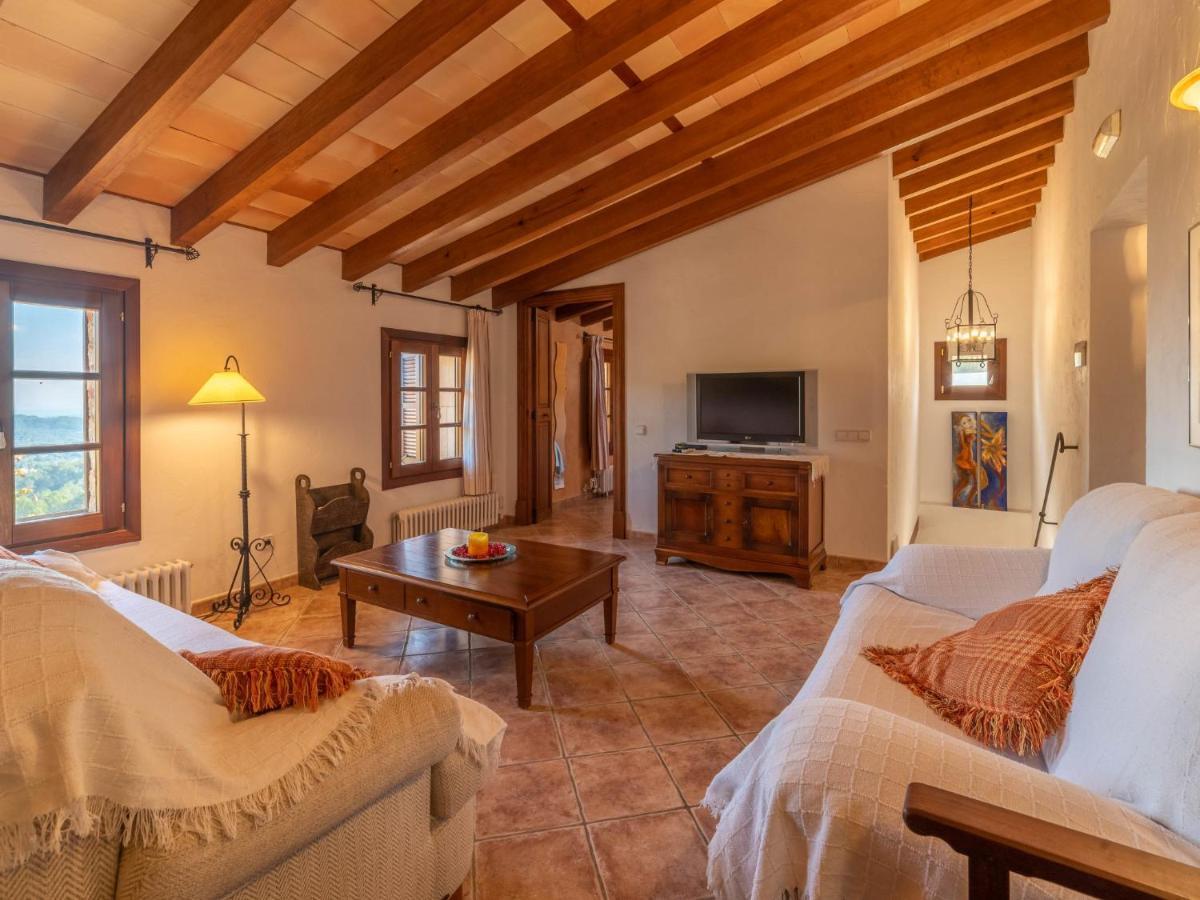 Villa Santa Llucia By Interhome *
