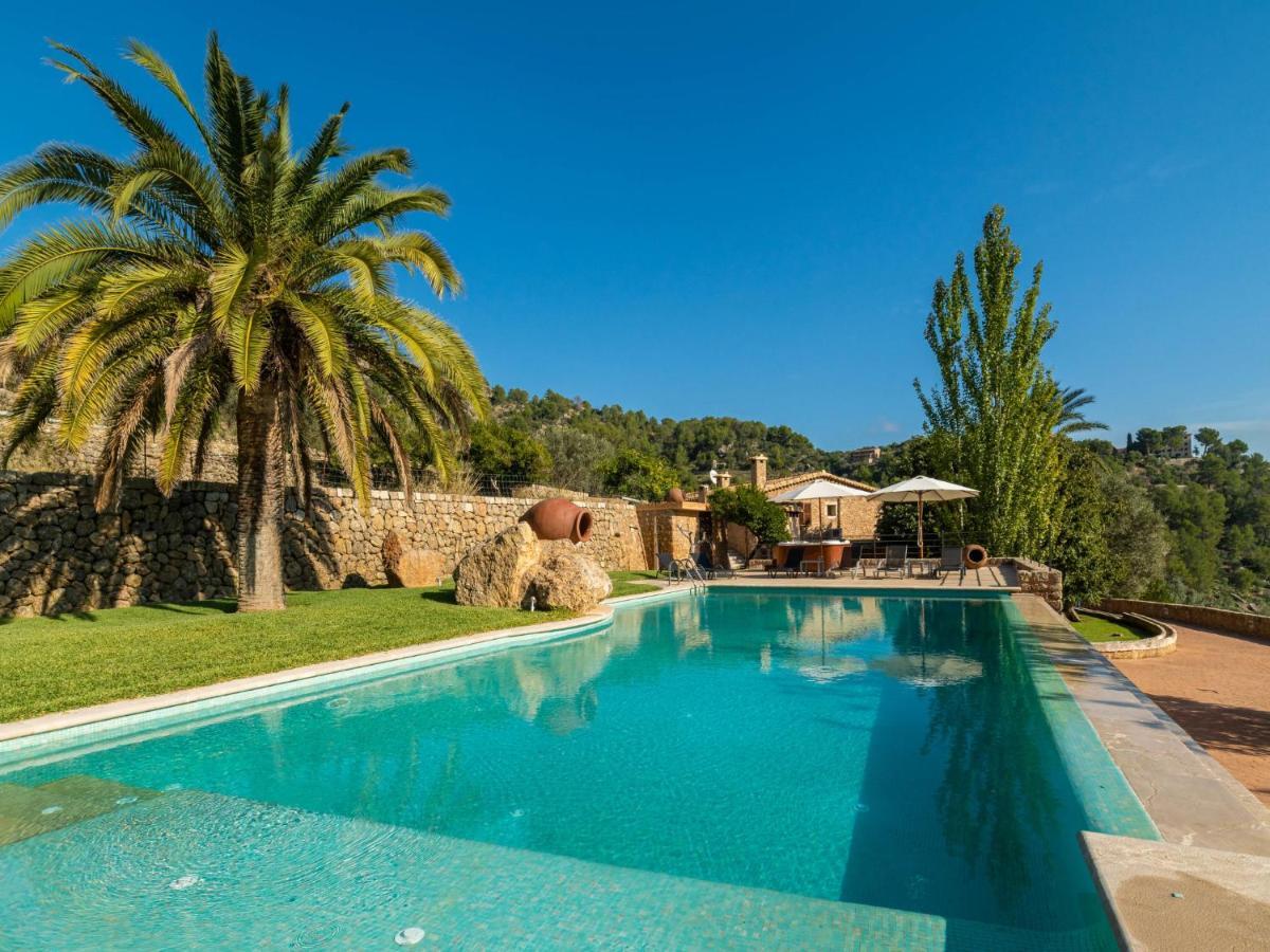 Villa Santa Llucia By Interhome *