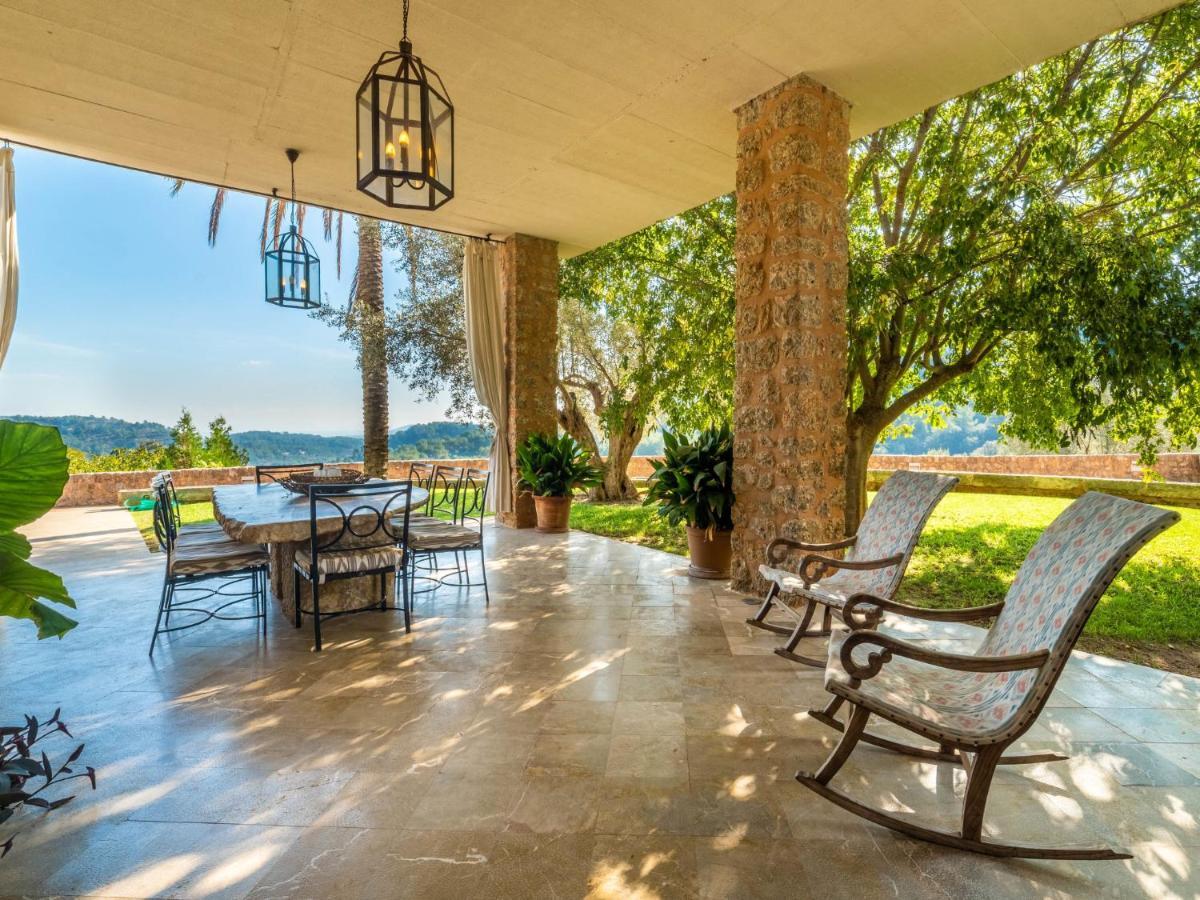 Villa Santa Llucia By Interhome