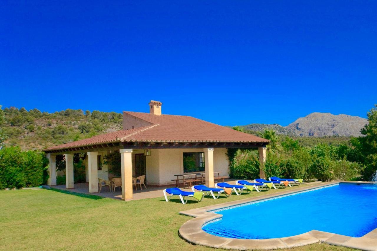 Colom Villa