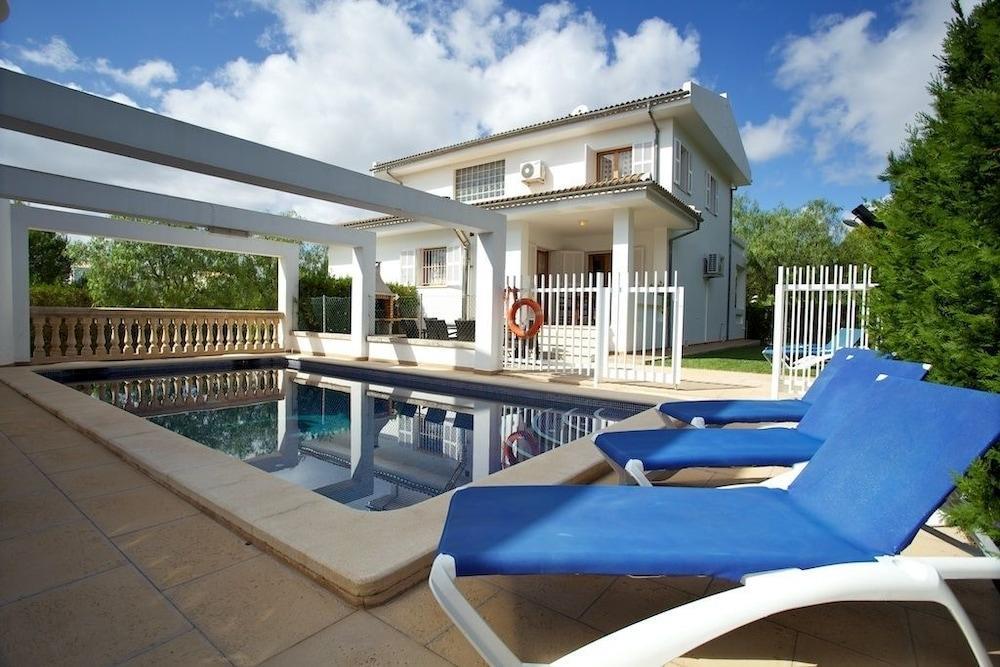 Apartamento Sirenas *
