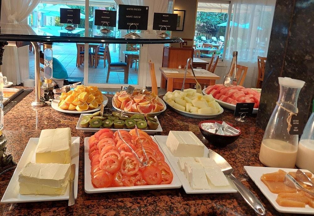 Roc Oberoy - Adults Only Hotel 4*