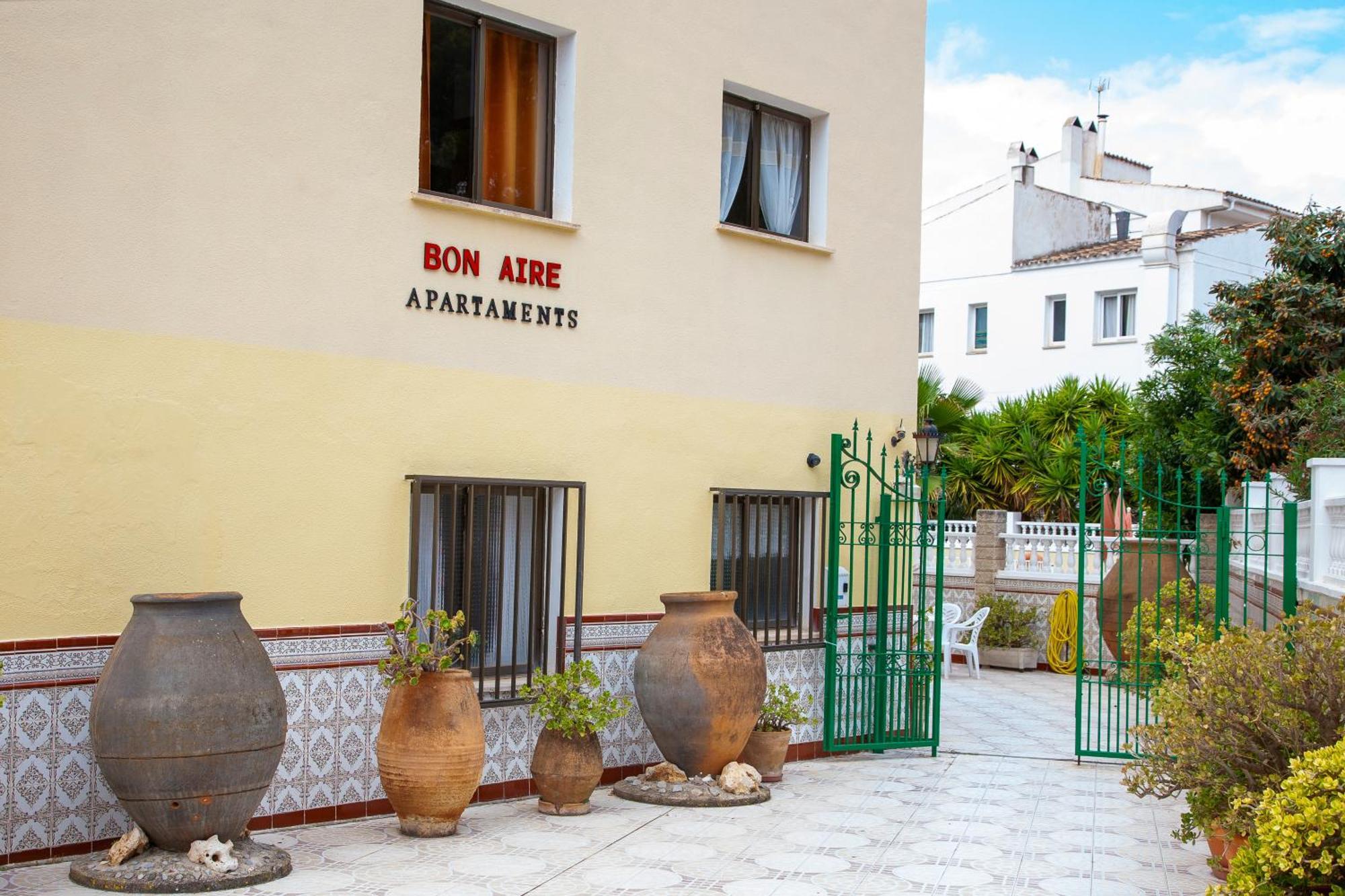 Bon Aire Apartment *