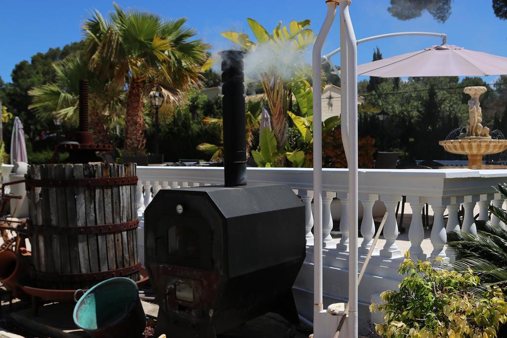 Columbus Family Boutique Guest house Peguera