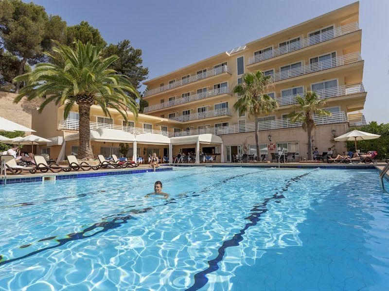 Roc Oberoy - Adults Only Hotel